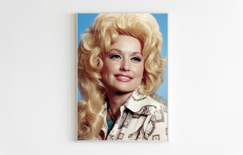 Dolly Parton full face photo Print